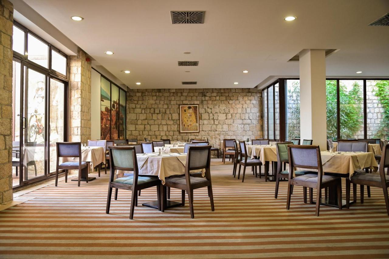Hotel International Раб Екстериор снимка