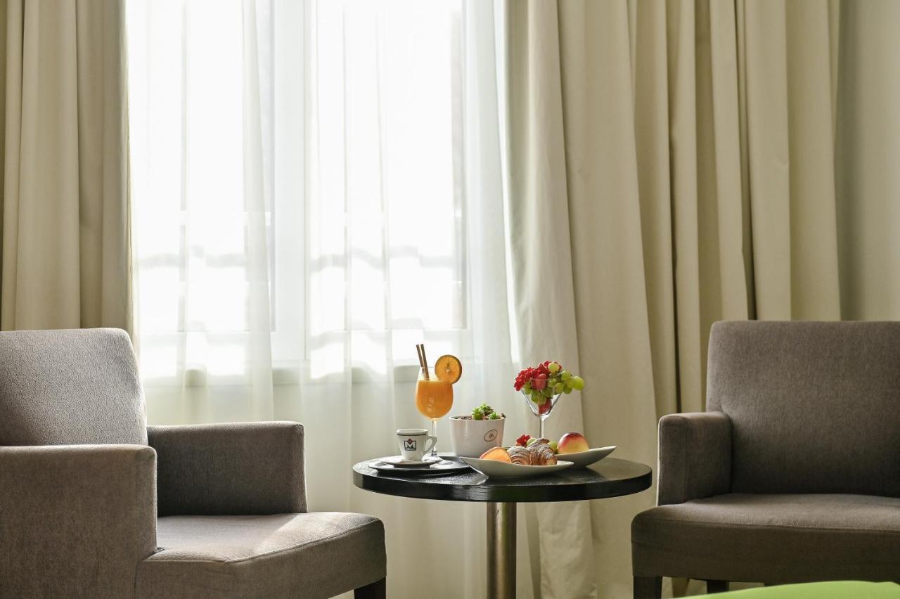Hotel International Раб Екстериор снимка