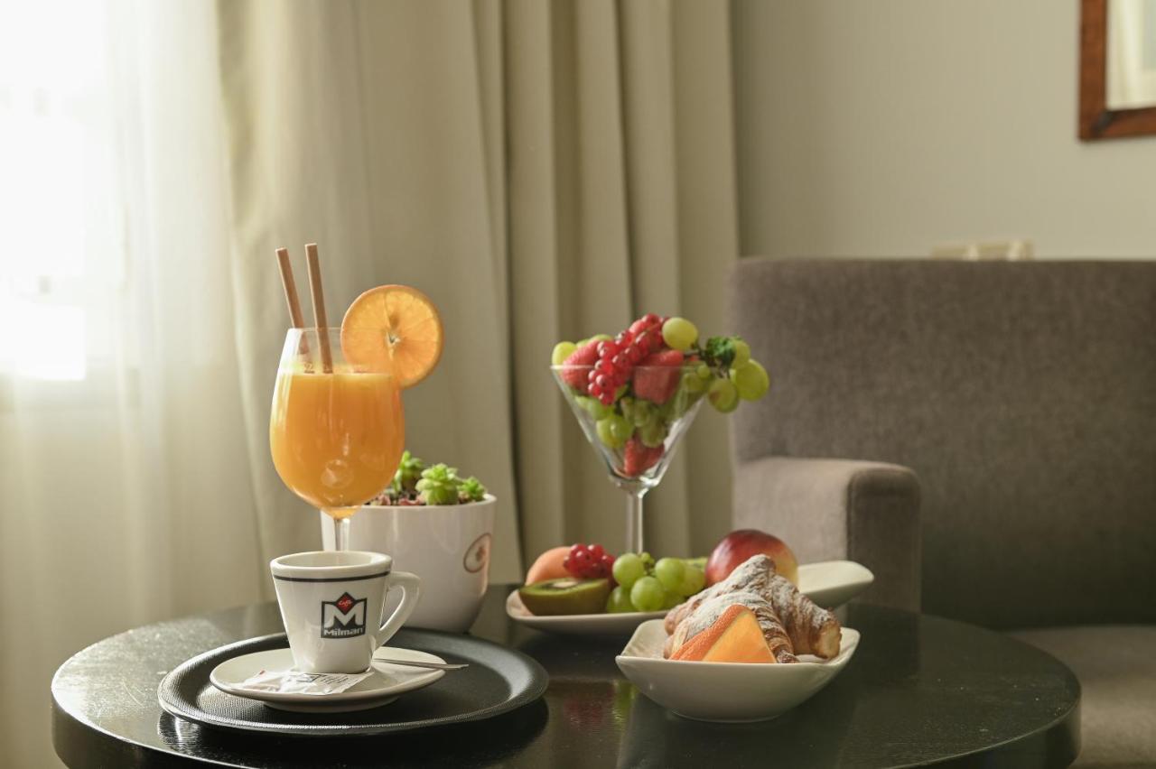 Hotel International Раб Екстериор снимка