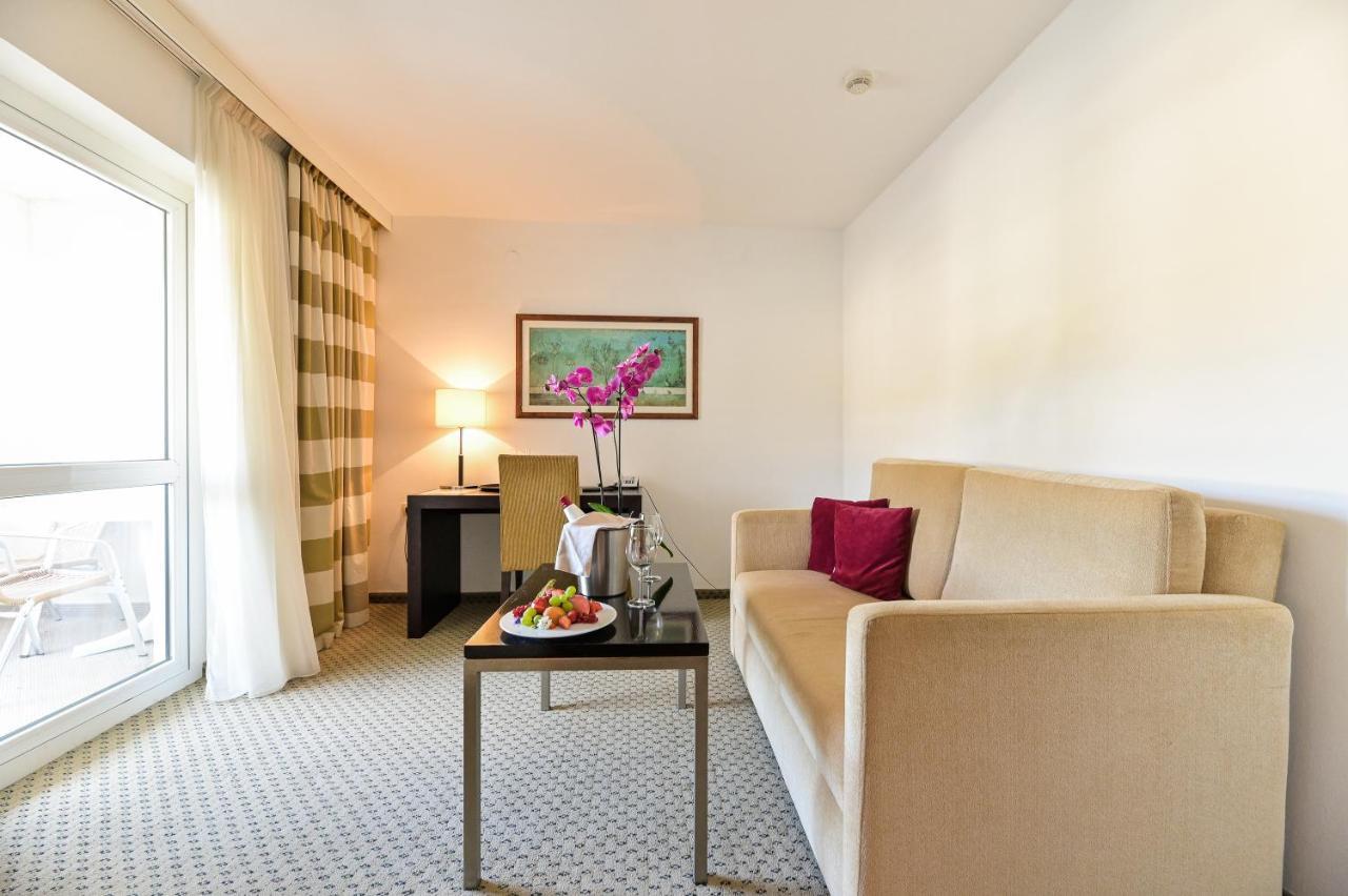 Hotel International Раб Екстериор снимка